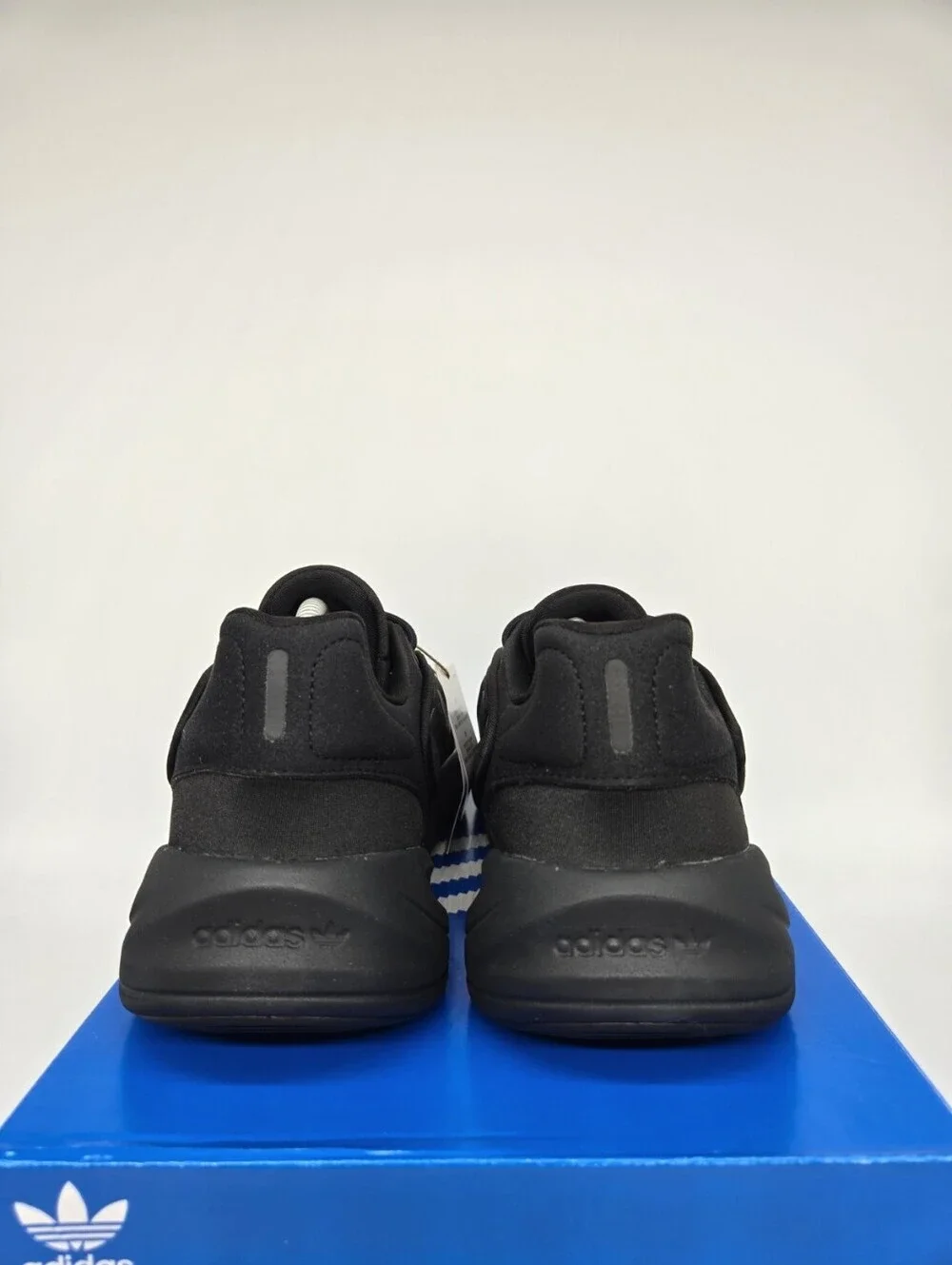 adidas men ozelia